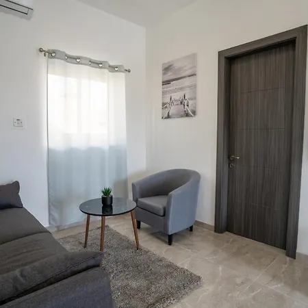 Luxurious Beach Apartment Birżebbuġa Exterior foto