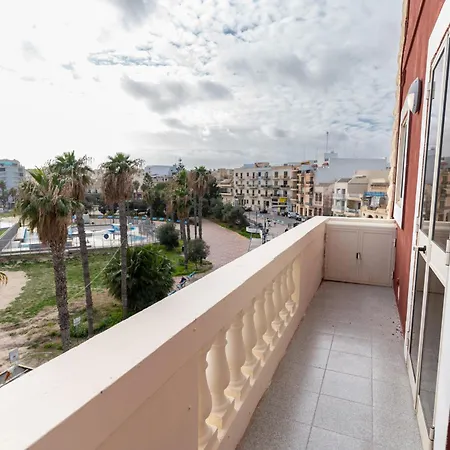 Luxurious Beach Apartment Birżebbuġa Exterior foto